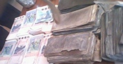 Près de 300 millions en faux billets d'euros abandonnés sur l'autoroute Près de 300 millions en faux billets d'euros abandonnés sur l'autoroute