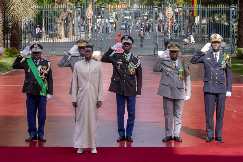 Fête de l'Indépendance : les images de la levée des couleurs au Palais