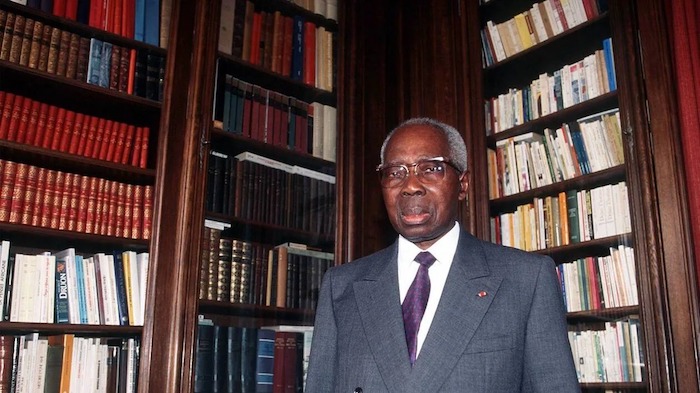 France : le président Diomaye Faye instruit l'arrêt de la vente aux enchères de la bibliothèques de Léopold Sédar Senghor