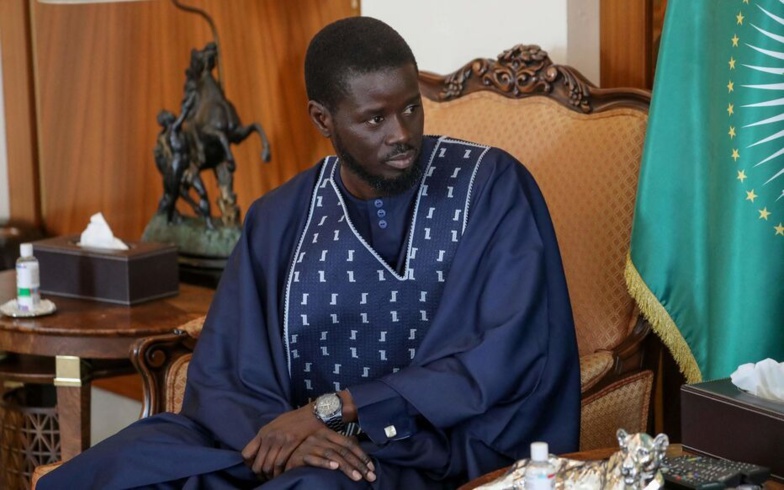 Visite du président Bassirou Diomaye Faye en Mauritanie : une piste de renforcement des liens séculaires entre Dakar et Nouakchott ... Visite du président Bassirou Diomaye Faye en Mauritanie : une piste de renforcement des liens séculaires entre Dakar et Nouakchott ...