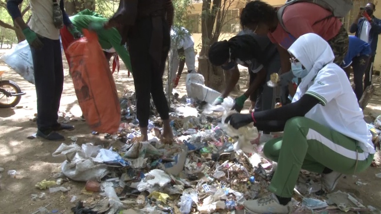 Pour un campus plus propre et rayonnant : Le collectif "UGB Verte" retrousse ses manches