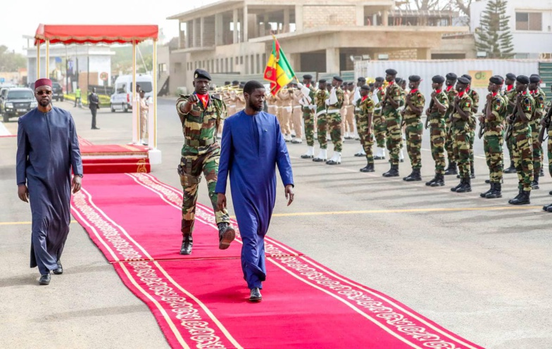 Le Président s'est envolé pour Bissao (photos)