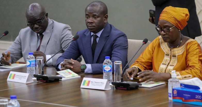 Le communiqué du Conseil des ministres de ce jeudi 02 mai 2024 Le communiqué du Conseil des ministres de ce jeudi 02 mai 2024