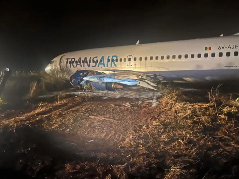 AIBD : un incident au décollage d'un avion de TRANSAIR fait 11 blessés dont 4 graves AIBD : un incident au décollage d'un avion de TRANSAIR fait 11 blessés dont 4 graves