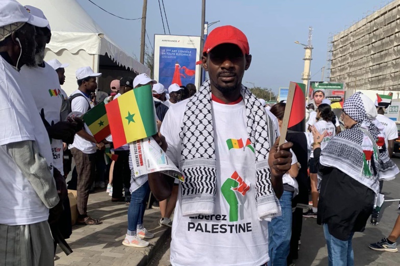 Dakar : une marche proteste contre les massacres des palestiniens à Gaza Dakar : une marche proteste contre les massacres des palestiniens à Gaza