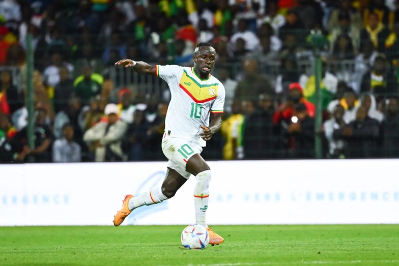 Football : Blessé au genou, Sadio MANÉ forfait pour les matchs contre la Rdc et la Mauritanie…. Football : Blessé au genou, Sadio MANÉ forfait pour les matchs contre la Rdc et la Mauritanie….