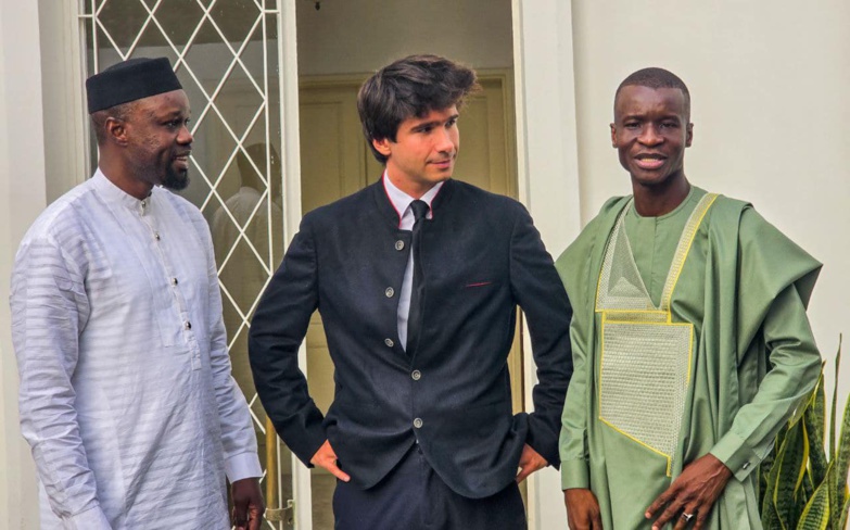 Ousmane Sonko rend hommage à Juan Branco : " ​Il s’est donné corps et âme pour le projet "