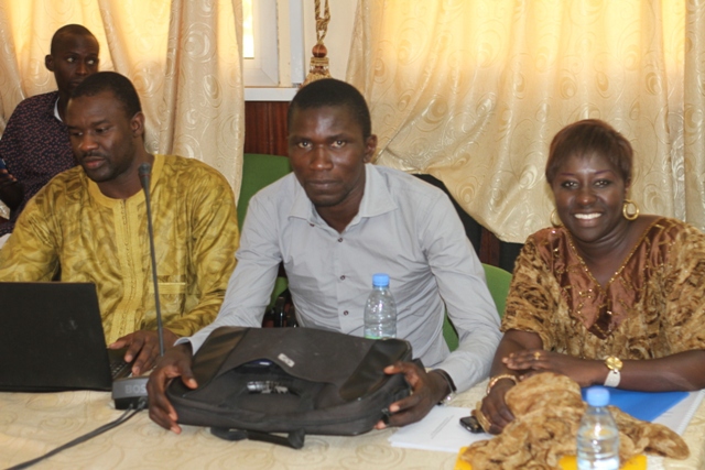 UNIVERSITÉ GASTON BERGER : une radio campus et un studio de production audiovisuelle en 2017. UNIVERSITÉ GASTON BERGER : une radio campus et un studio de production audiovisuelle en 2017.