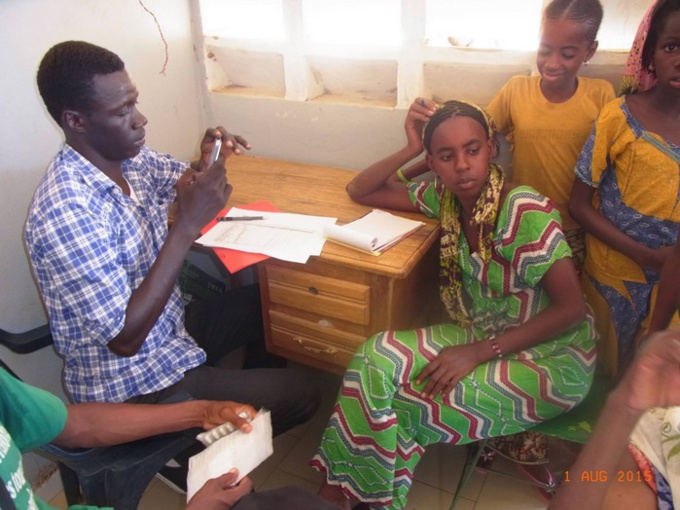 PARTENARIAT SENHUILE – ASSOCIATION WALO JOGNA : lancement d’une caravane dentaire dans quatre villages de RONKH et de GNITH.