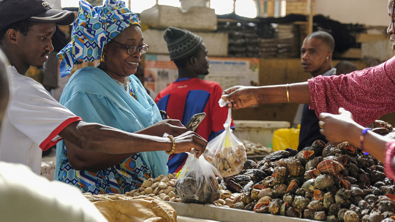 Sénégal : La croissance économique projetée à plus de 10 % en 2025 (FMI) Sénégal : La croissance économique projetée à plus de 10 % en 2025 (FMI)