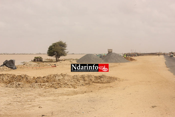 (PHOTOS) ENTRÉE DE L’HYDROBASE : construction d’une nouvelle plateforme destinée aux camions frigorifiques. (PHOTOS) ENTRÉE DE L’HYDROBASE : construction d’une nouvelle plateforme destinée aux camions frigorifiques.