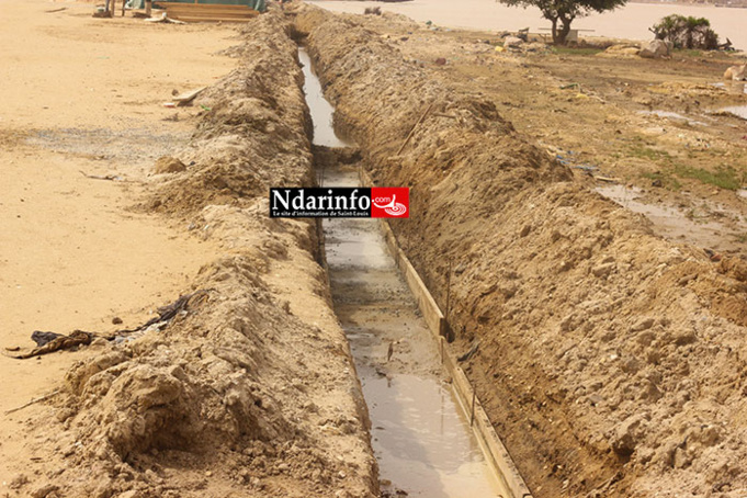 (PHOTOS) ENTRÉE DE L’HYDROBASE : construction d’une nouvelle plateforme destinée aux camions frigorifiques. (PHOTOS) ENTRÉE DE L’HYDROBASE : construction d’une nouvelle plateforme destinée aux camions frigorifiques.