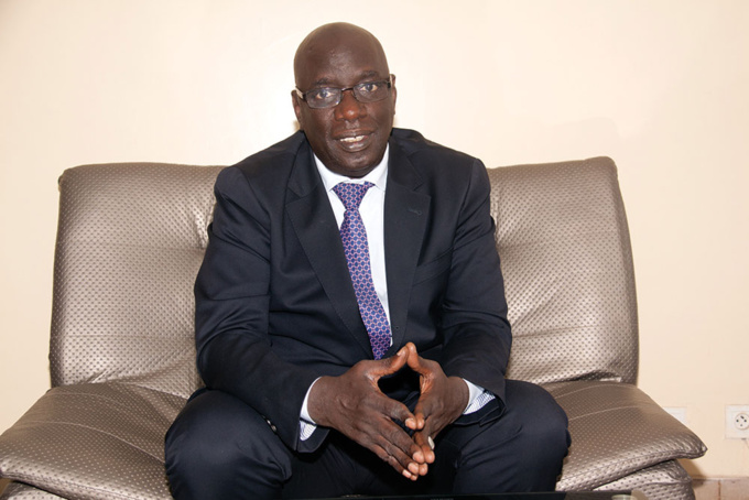 "MBEUBEUSS" DE PIKINE: le ministre DIENE FARBA SARR dénonce et interpelle Mansour FAYE.