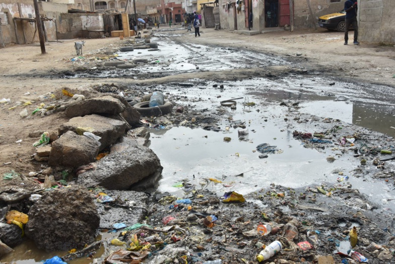 Manque d'assainissement, problèmes de restructuration... : Pikine Sor Daga et Guinaw Rail, la souffrance sans fin Manque d'assainissement, problèmes de restructuration... : Pikine Sor Daga et Guinaw Rail, la souffrance sans fin