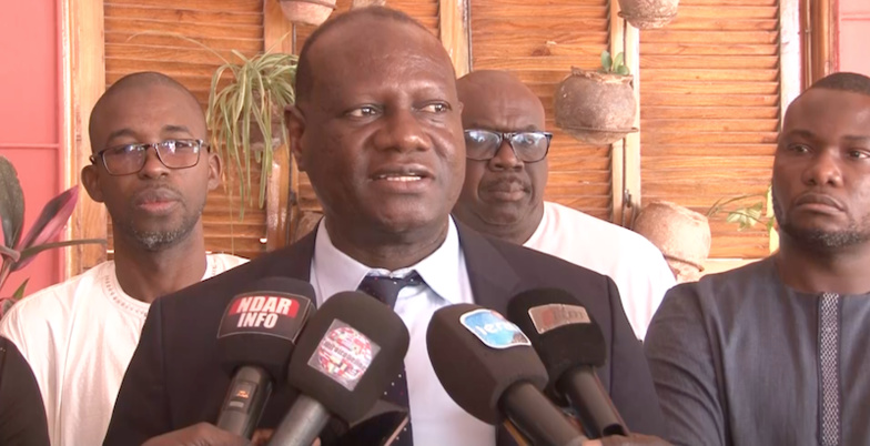 Gouvernance des ressources naturelles : de la nécessité de réviser le cadre juridique et institutionnel Gouvernance des ressources naturelles : de la nécessité de réviser le cadre juridique et institutionnel