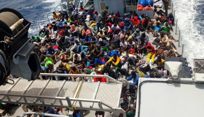 Lompoul : La marine intercepte 202 migrants dont cinq femmes et un mineur Lompoul : La marine intercepte 202 migrants dont cinq femmes et un mineur