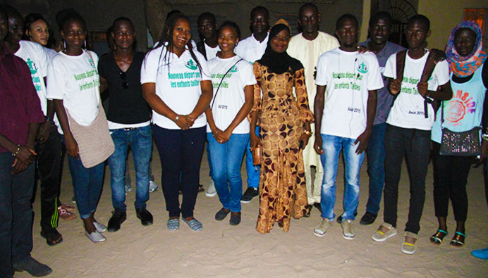 NOUVEAU DÉPART POUR LES ENFANTS TALIBES : de jeunes étudiants au chevet des daaras. NOUVEAU DÉPART POUR LES ENFANTS TALIBES : de jeunes étudiants au chevet des daaras.