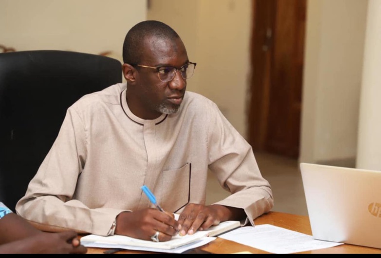 Nécrologie : Décès de Bassirou DIÈYE, chef des Services Administratifs du Crous Nécrologie : Décès de Bassirou DIÈYE, chef des Services Administratifs du Crous