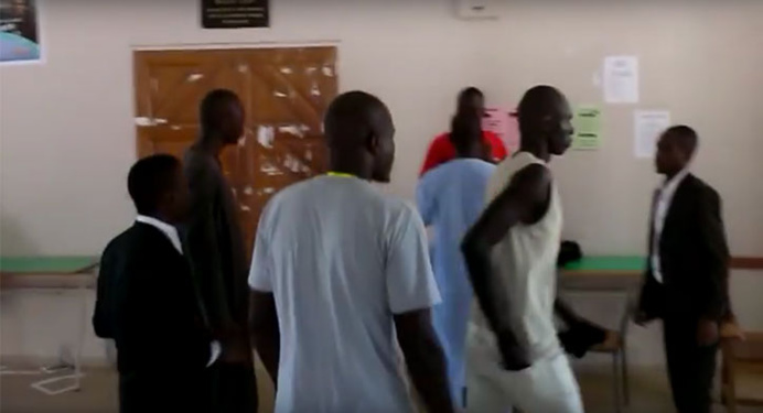 BAGARRE ENTRE JEUNES «APERISTES» A l’UGB : une marque d’indiscipline dans la COJER de Saint-Louis ? BAGARRE ENTRE JEUNES «APERISTES» A l’UGB : une marque d’indiscipline dans la COJER de Saint-Louis ?