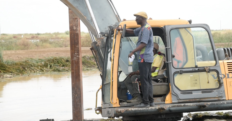 Diawel : la SAED libère les axes hydroagricoles bloqués par les plantes envahissantes Diawel : la SAED libère les axes hydroagricoles bloqués par les plantes envahissantes