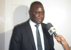 Déthié Fall attaque : "Au moment où les Sénégalais dorment à la belle étoile, Macky joue à la plage" Déthié Fall attaque : "Au moment où les Sénégalais dorment à la belle étoile, Macky joue à la plage"