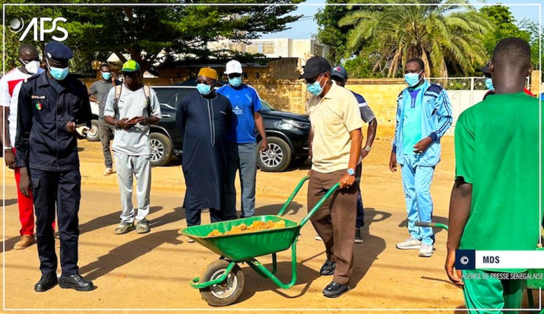 Journée nationale de nettoiement : Ousmane Sonko est arrivé à Ourossogui Journée nationale de nettoiement : Ousmane Sonko est arrivé à Ourossogui