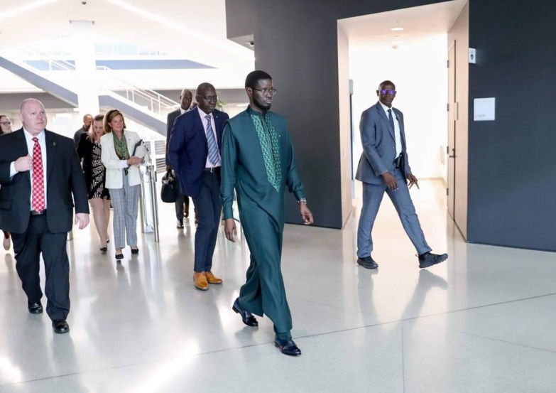 USA : le président Diomaye a visité la compagnie NVIDIA, leader mondial de l'intelligence artificielle USA : le président Diomaye a visité la compagnie NVIDIA, leader mondial de l'intelligence artificielle