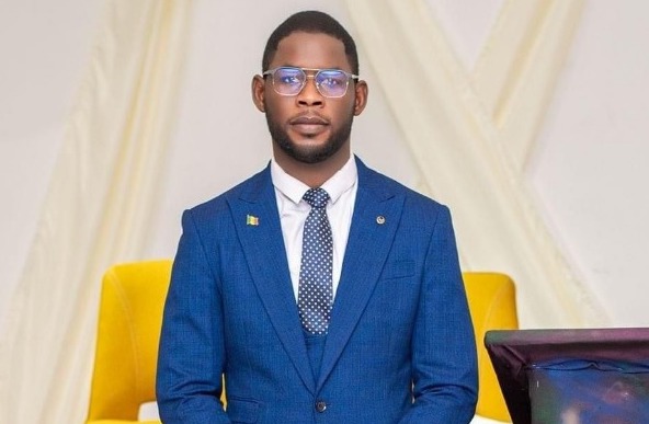 Après s’être retiré des législatives, Pape Abdoulaye Touré a pris une décision concernant les fonds collectés Après s’être retiré des législatives, Pape Abdoulaye Touré a pris une décision concernant les fonds collectés