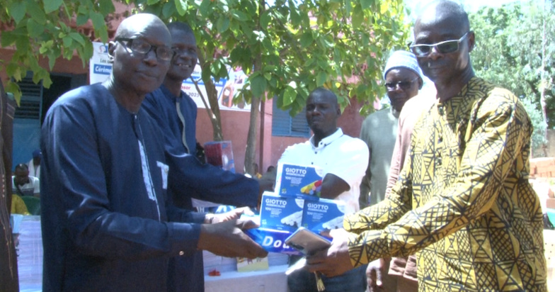 UBI TEY, JANG TEY : les Grands Domaines du Sénégal (GDS) octroient des fournitures à 14 écoles de sa zone UBI TEY, JANG TEY : les Grands Domaines du Sénégal (GDS) octroient des fournitures à 14 écoles de sa zone