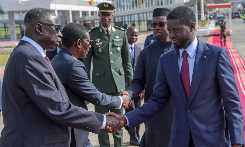 Le président Diomaye FAYE invite les ministres à être "irréprochables" Le président Diomaye FAYE invite les ministres à être "irréprochables"