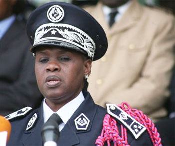 Police: Anna Sémou Faye remplacé. Police: Anna Sémou Faye remplacé.