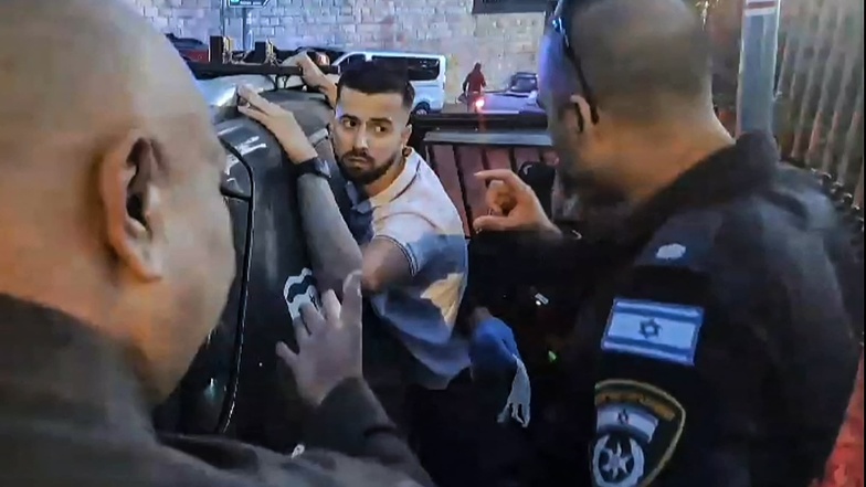 Arrestation deux gendarmes français à Jérusalem : un incident diplomatique éclate entre Paris et Tel Aviv Arrestation deux gendarmes français à Jérusalem : un incident diplomatique éclate entre Paris et Tel Aviv