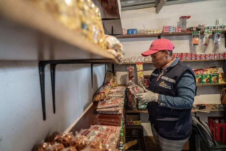 Afrique du Sud: une crise d’intoxication alimentaire faisant 22 morts classée catastrophe nationale Afrique du Sud: une crise d’intoxication alimentaire faisant 22 morts classée catastrophe nationale