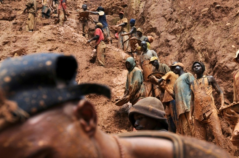 32 orpailleurs arrêtés par les gardes forestiers de Niokolo-Koba 32 orpailleurs arrêtés par les gardes forestiers de Niokolo-Koba
