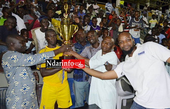 FOOT : COSMOS sacré « roi » de la Zone 2. FOOT : COSMOS sacré « roi » de la Zone 2.