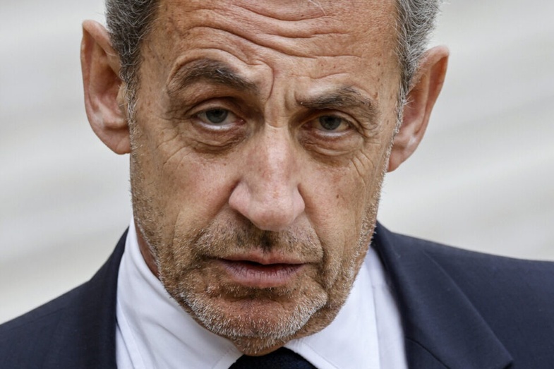 Sarkozy condamné à trois ans de prison dont un an ferme Sarkozy condamné à trois ans de prison dont un an ferme