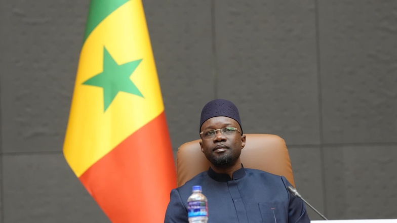 Ousmane Sonko : " le plus grand combat pour les prochaines années est celui de l’assainissement de notre administration " Ousmane Sonko : " le plus grand combat pour les prochaines années est celui de l’assainissement de notre administration "