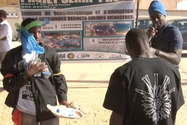 Saint-Louis : à Diougop, une dizaine de jeunes formés sur la gestion des déchets solides ménagers Saint-Louis : à Diougop, une dizaine de jeunes formés sur la gestion des déchets solides ménagers