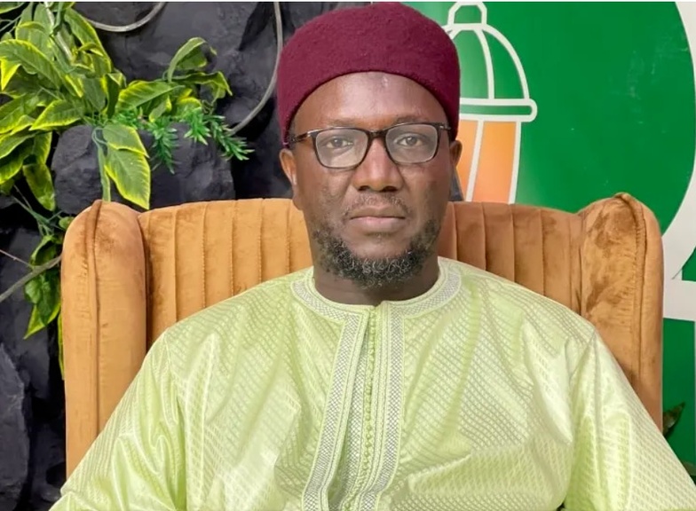 Urgent : Cheikh Oumar Diagne démis de ses fonctions Urgent : Cheikh Oumar Diagne démis de ses fonctions