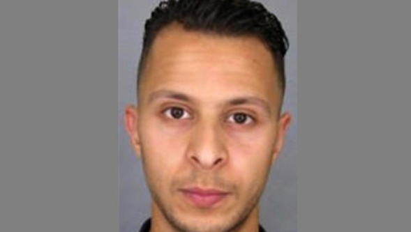 Une photo de Abdeslan Salah diffusée par la police française, qui a émis un mandat de recherche le concernant ce dimanche 15 novembre 2015.