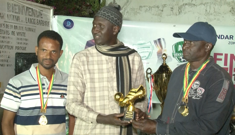 Finale de la Zone 13 : Une "belle fête" annoncée. Babacar DIOP, le parrain prêche le fair-play Finale de la Zone 13 : Une "belle fête" annoncée. Babacar DIOP, le parrain prêche le fair-play