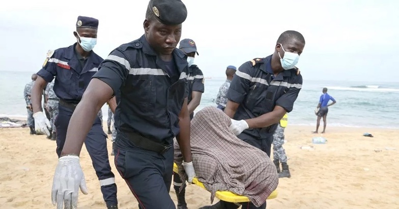 Des naufragés dans la brèche échouent sur la plage de Lompoul Des naufragés dans la brèche échouent sur la plage de Lompoul
