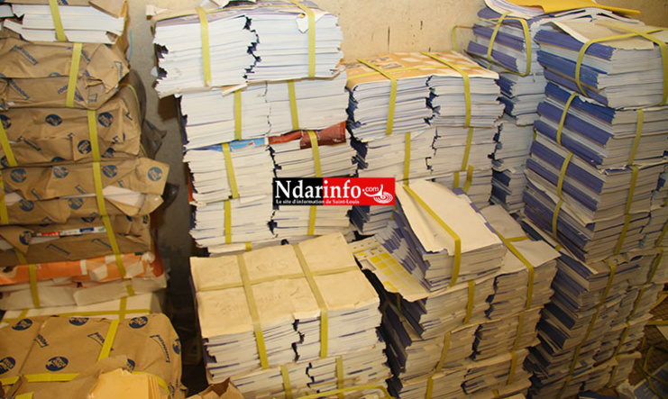 ÉDUCATION: 29.725 livres distribués gratuitement à Saint-Louis. ÉDUCATION: 29.725 livres distribués gratuitement à Saint-Louis.