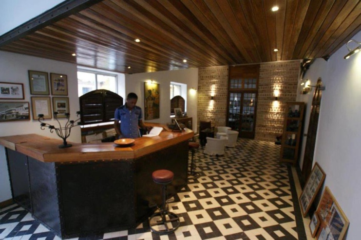SAINT-LOUIS - TOURISME : l’hôtel la Résidence fait peau neuve.