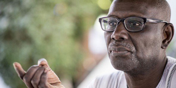 Littérature : du français au wolof Littérature : du français au wolof