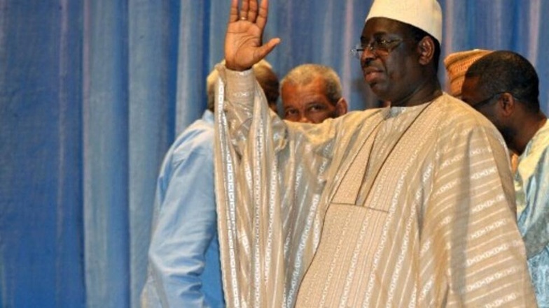 Extradition de Macky Sall : Yassine Fall met fin à la polémique Extradition de Macky Sall : Yassine Fall met fin à la polémique