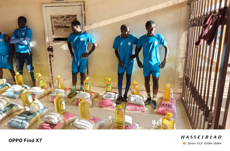 Solidarité Ramadan : La Linguère gâte ses joueurs avec un généreux " Sukeru Koor " Solidarité Ramadan : La Linguère gâte ses joueurs avec un généreux " Sukeru Koor "