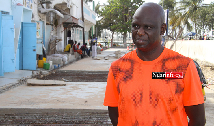 Le maire Mansiour FAYE, lors de sa visiste de chantiers. Crédit photo: Ndarinfo.com