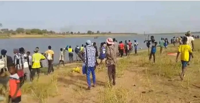 Matam : trois corps repêchés après le chavirement d’une pirogue à Werma Matam : trois corps repêchés après le chavirement d’une pirogue à Werma