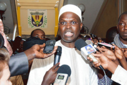 Khalifa Sall noire de colère : "Ça suffit ! Tout coup reçu sera rendu, matey nak, matey mokoy fathie" Khalifa Sall noire de colère : "Ça suffit ! Tout coup reçu sera rendu, matey nak, matey mokoy fathie"